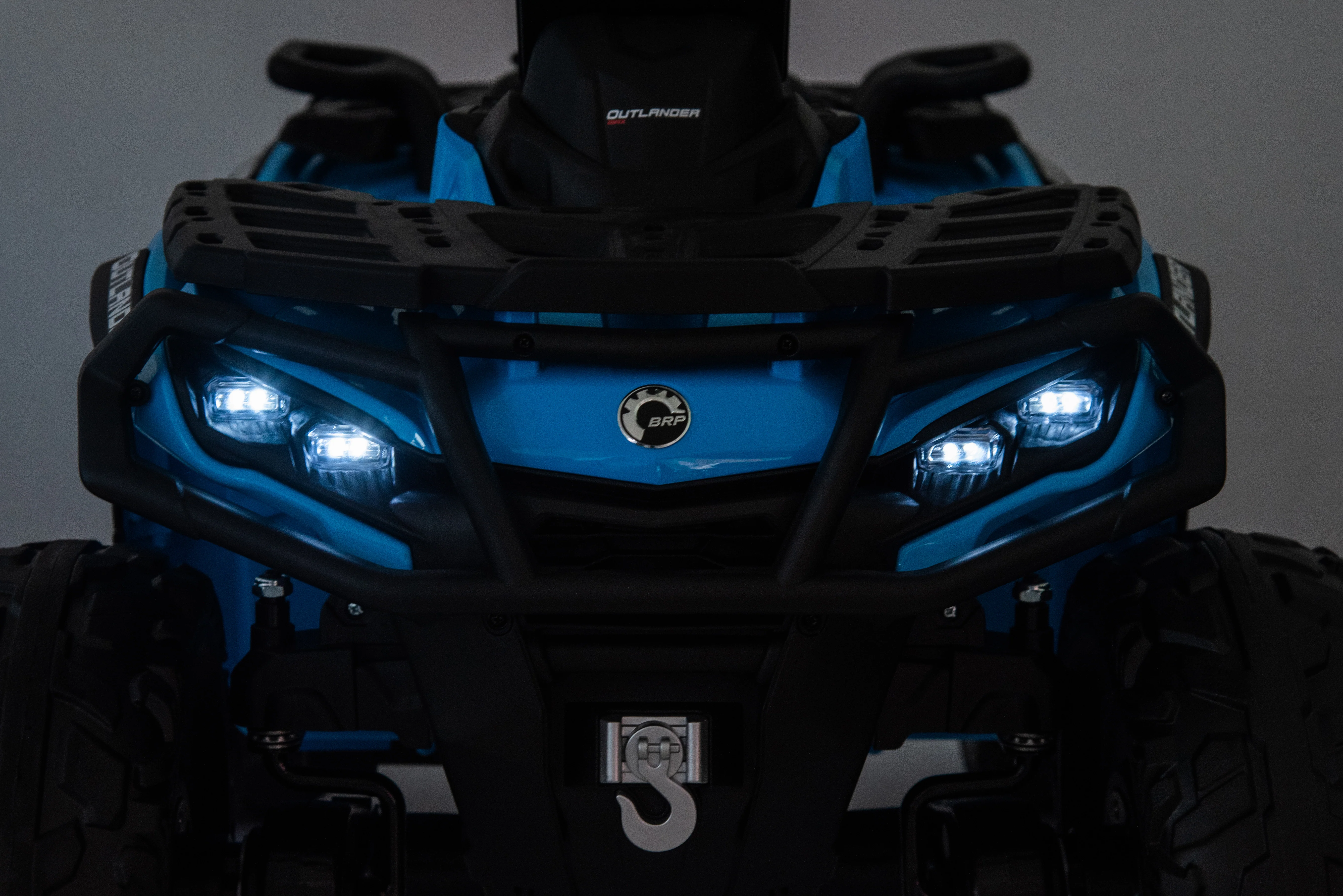 24V 800W -2 Seater  Licensed Can-Am Outlander Monster 4×4 ATV Quad Bike – Blue ETA 10th May 2026 - Image 6