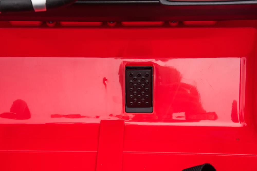 24v licenced Toyota Land Cruiser Jeep 4x4 Ride on Car – Red ETA 10th May 2026 - Image 13